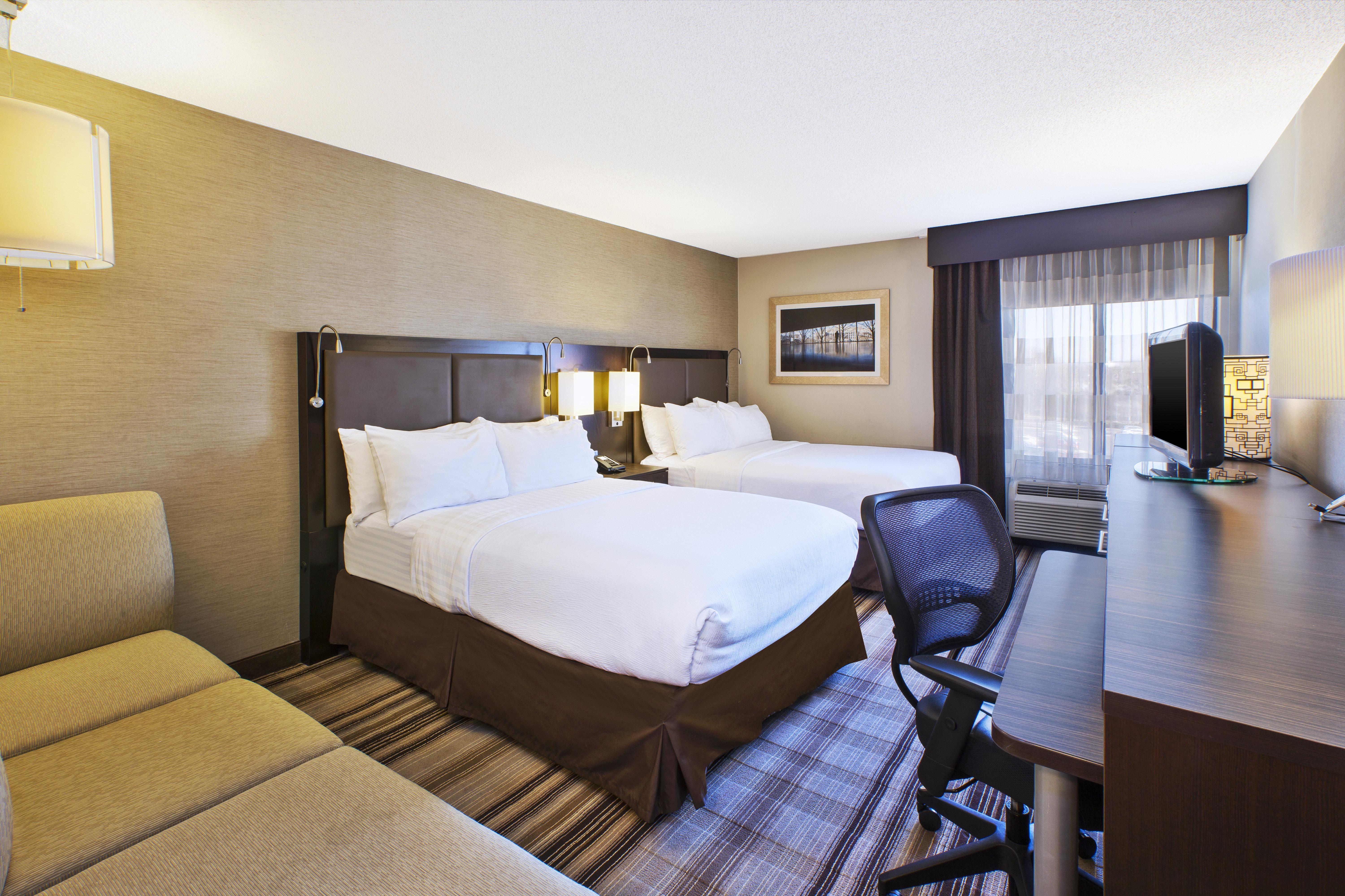Hotel By Ihg