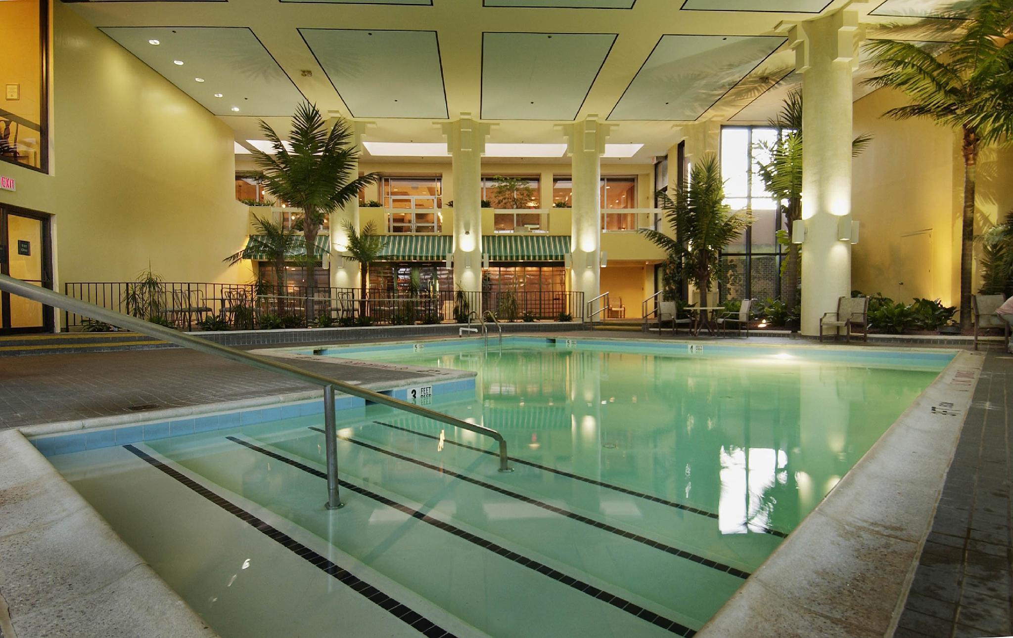 Hotel By Ihg 3*